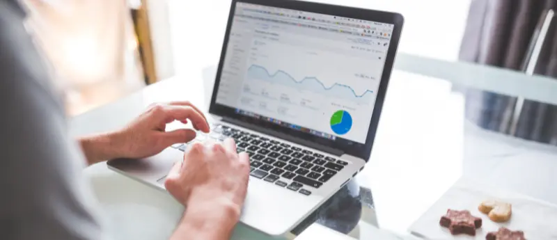 Descubra como funciona o tráfego pago no marketing para médicos